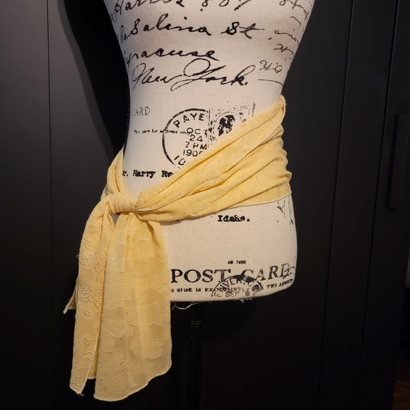 Yellow Synphony Scarf - Picture 4 of 7